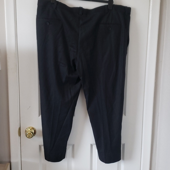 Haggar stretch fit dress pants - Picture 3 of 4